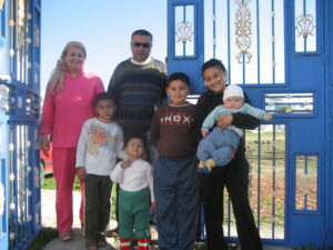 Mustapha, his family and Finn in 2008