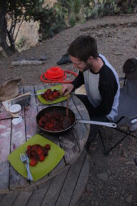 1 Clean living in Loubar