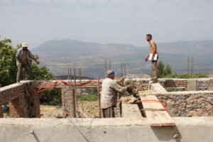 6 Preparing for laying potrine as a roof