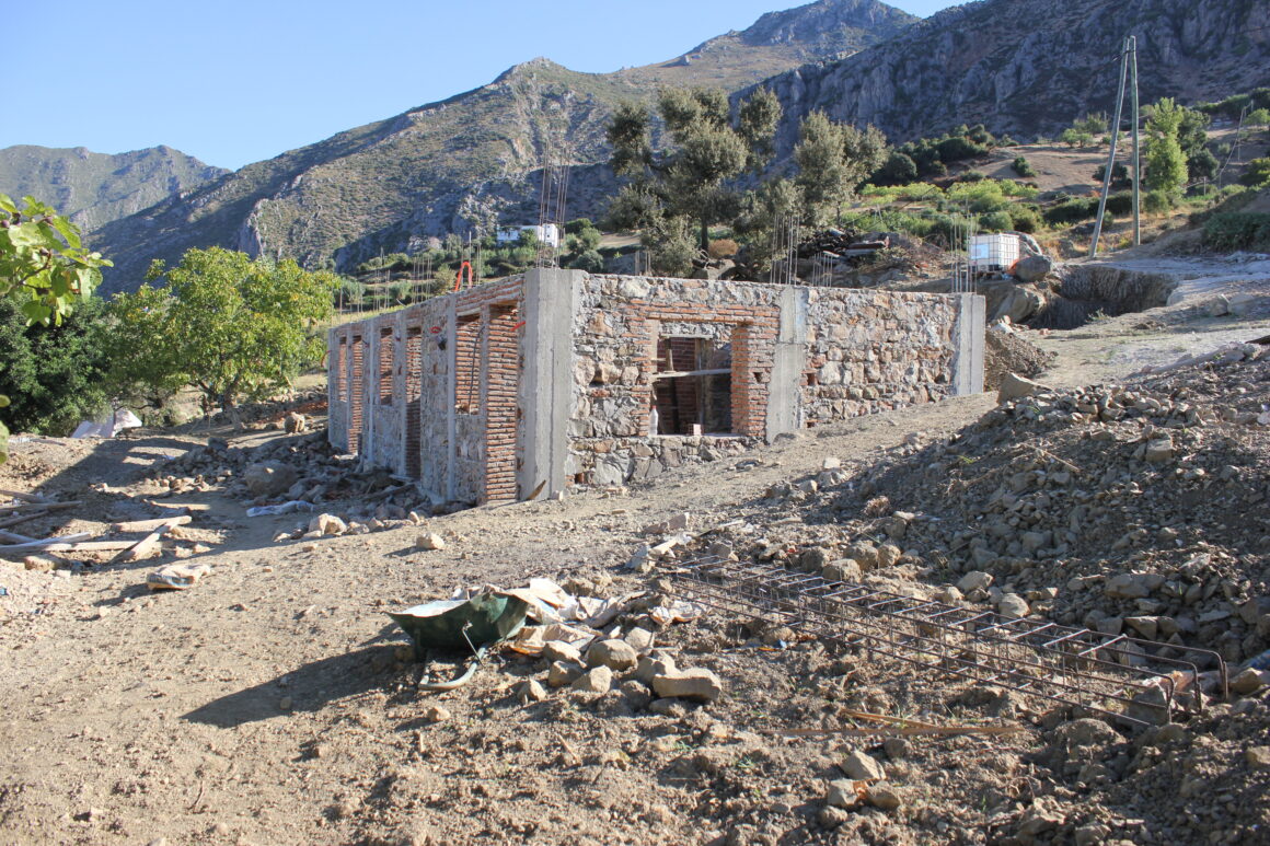 September 2014 A New Dawn Fades